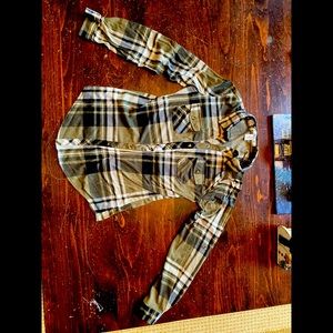 Revamped Green Flannel size M